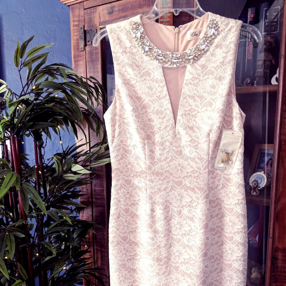 New Eliza J cocktail dress Size 8